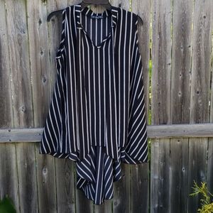 Kim And Cami Womens blouse